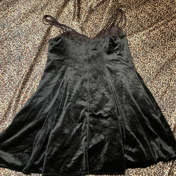 Vintage D.B.Y. Crushed Velvet Mini Dress - Picture 3 of 16